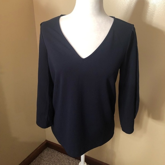 Banana Republic Navy Split/Open Sleeve Top Sz S NWOT - Picture 1 of 6